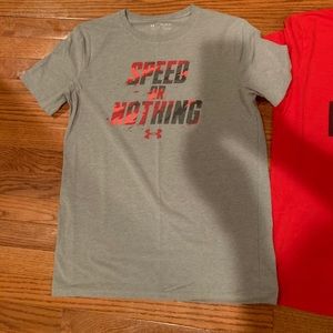Under Armour boys XL T-shirt